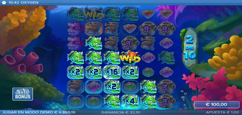 En un giro normal es posible que de forma aleatoria surja un strike multiplicador, es decir, burbujas con multiplicadores sobre el tablero antes de la primera caída de símbolos.