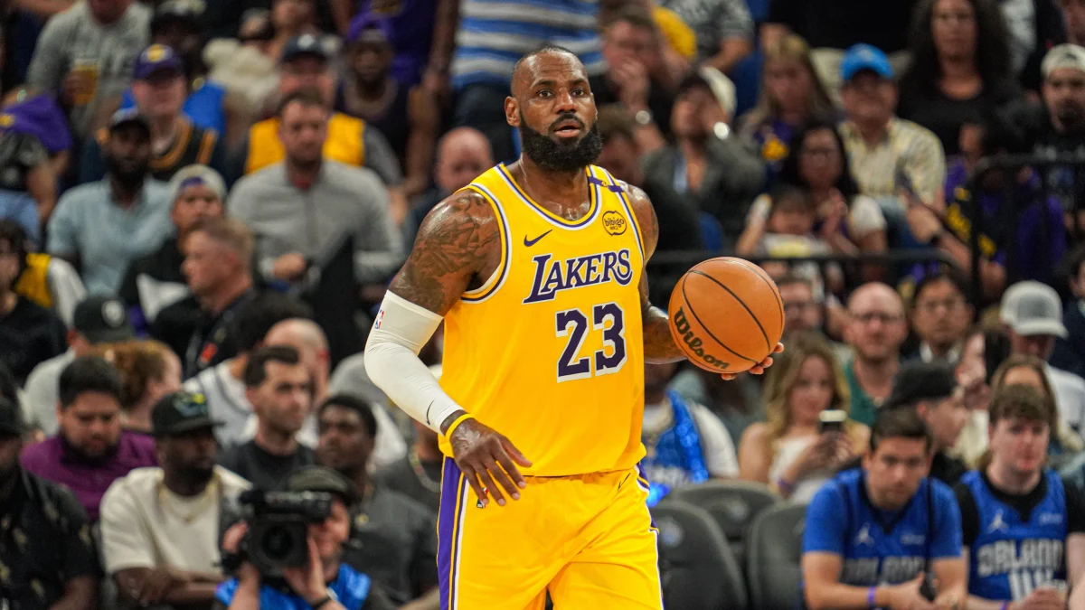 LeBron James jugará su 23ª temporada en la NBA: renovación histórica con los Lakers