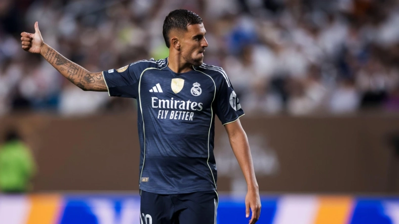 Dani Ceballos, olvidado en el Madrid de Xabi Alonso y con el Betis en la cabeza