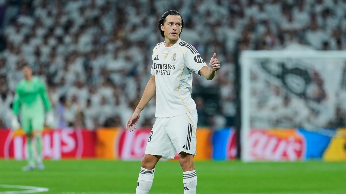 El experimento fallido de Álvaro Carreras como central del Real Madrid