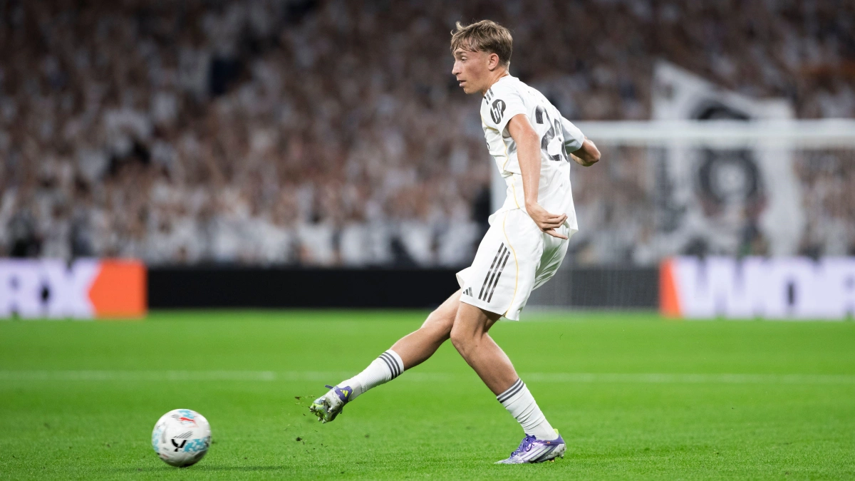 El Real Madrid viaja a Atenas con la defensa en cuadro: Huijsen el último