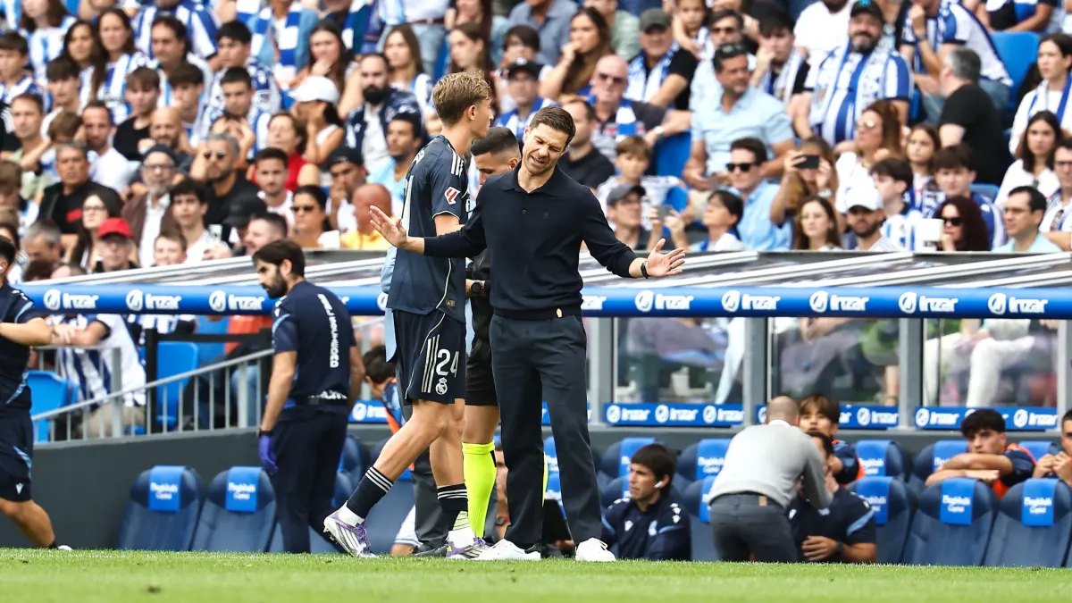 Xabi Alonso más cuestionado que nunca ¿le están haciendo la cama en el Real Madrid?