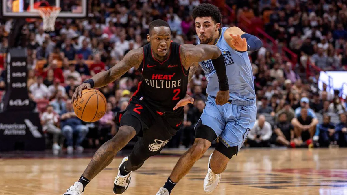 Terry Rozier y Scotty Pippen Jr..