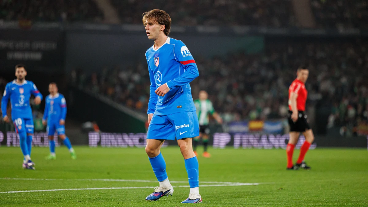 Pablo Barrios con el Atlético en Copa del Rey.