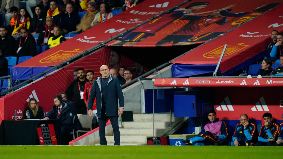 Luis de la Fuente en un partido con España.