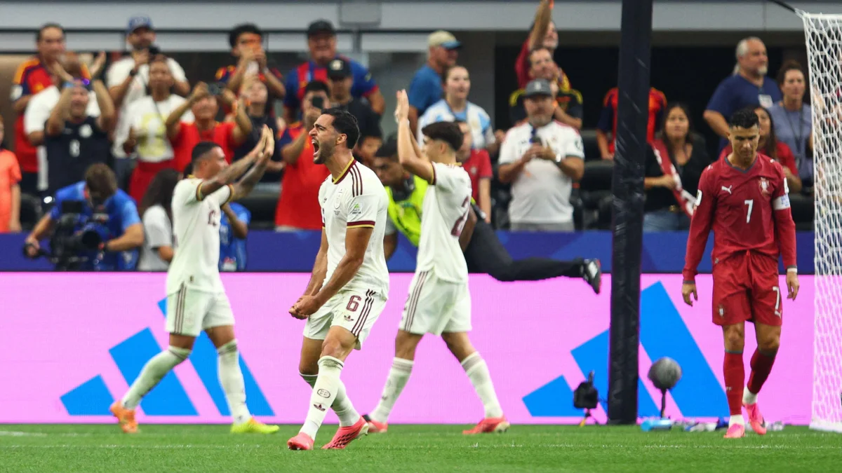 España celebrando el pase a cuartos.